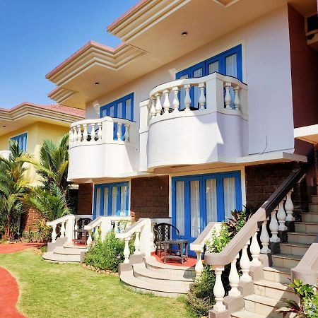 Coconut Grove Beach Resort Colva Exterior foto
