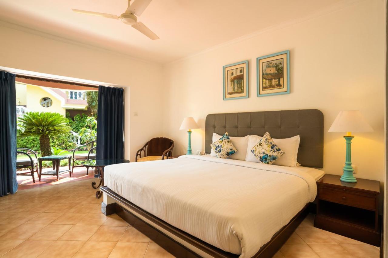Coconut Grove Beach Resort Colva Exterior foto